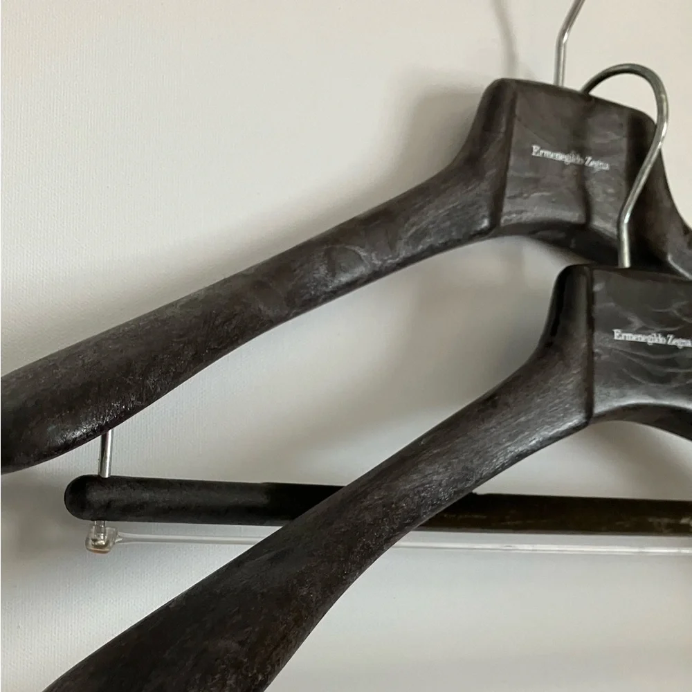 ERMENEGILDO ZEGNA Set of TWO Designer Boutique Composite Heavy Suit Hangers - Picture 6 of 13